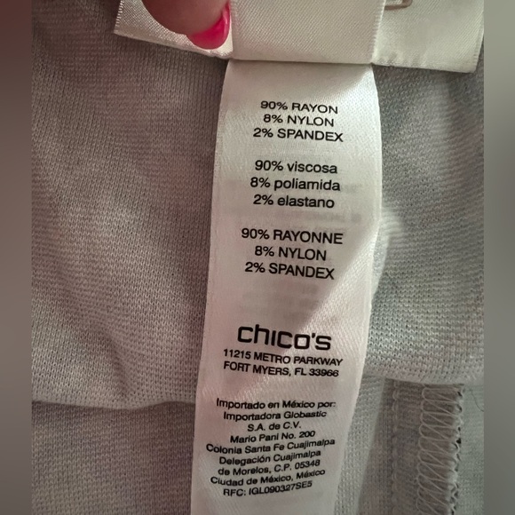 Chicos, black and white tapered ankle pants in Chico’s size 2.5 - Picture 13 of 14